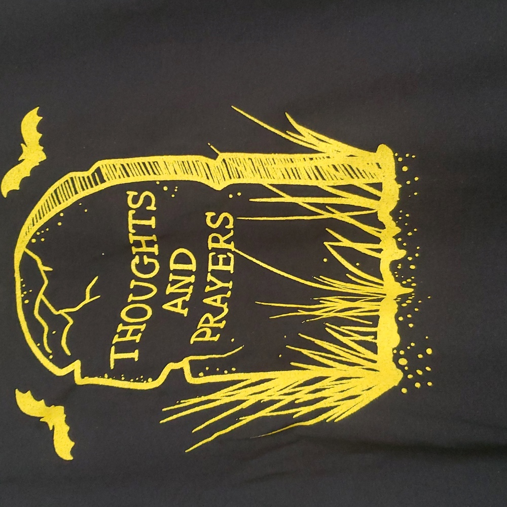 Independant Artist T-shirt From Salem, MA - Picture 4 of 14
